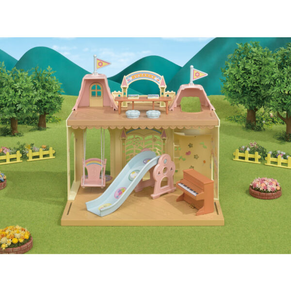 Baby Castle Nursery - Image 4