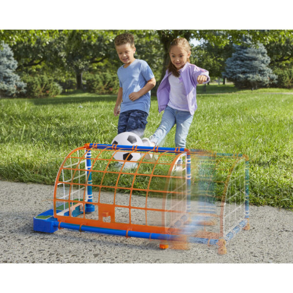 Action Soccer - Image 5