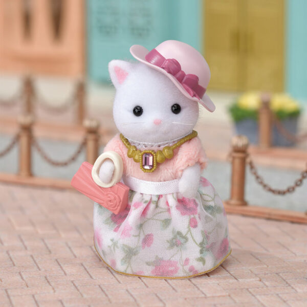 Fashion Playset - Town Series Girl - Persian Cat - Image 5